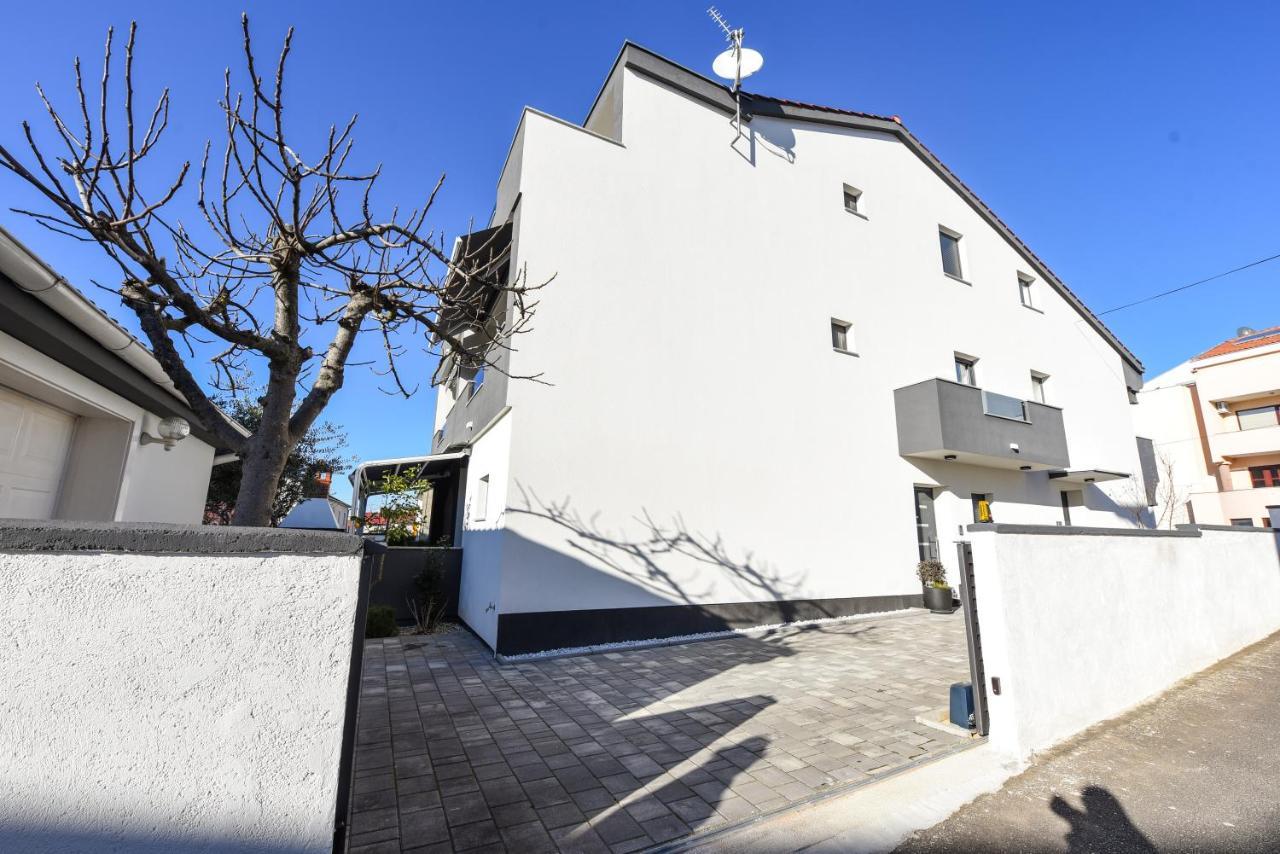 Apartments Lecija Zadar Exterior foto